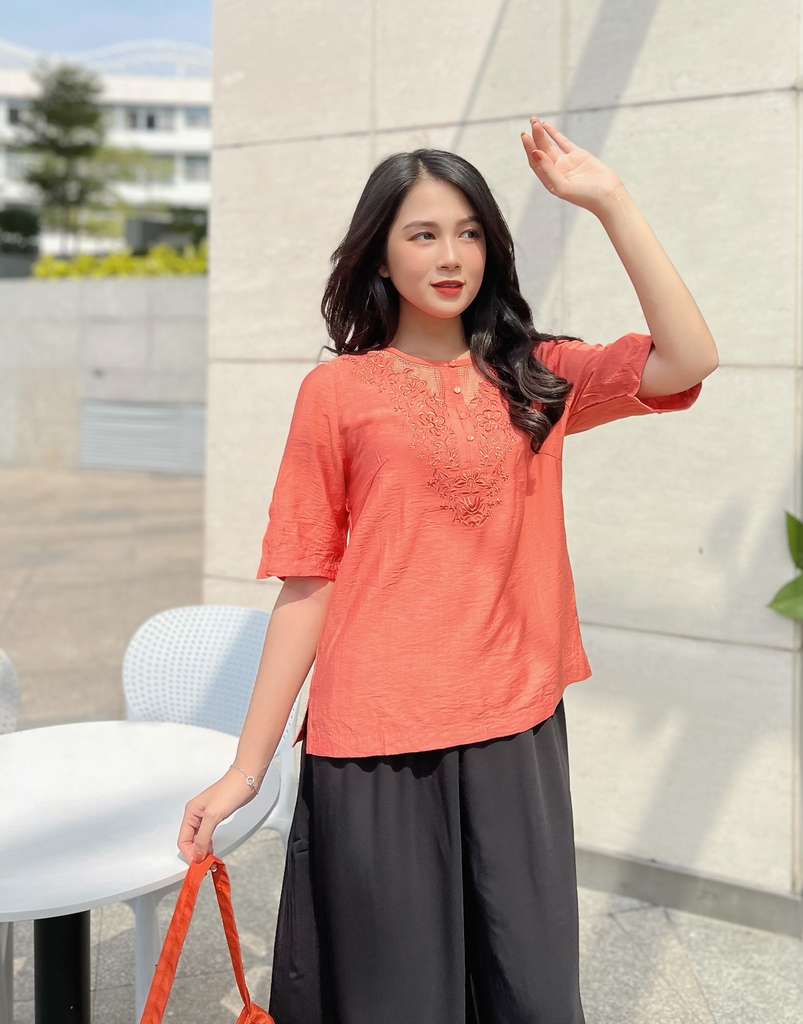 Áo Kiểu Thêu Lưới Tay Lỡ Lụa Hàn Swanlake - A10191LW01