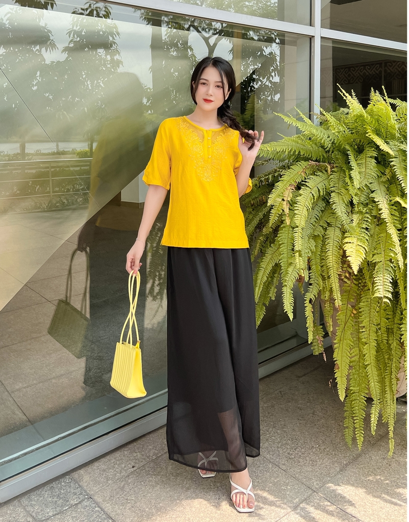 Áo Kiểu Thêu Lưới Tay Lỡ Lụa Hàn Swanlake - A10191LW01