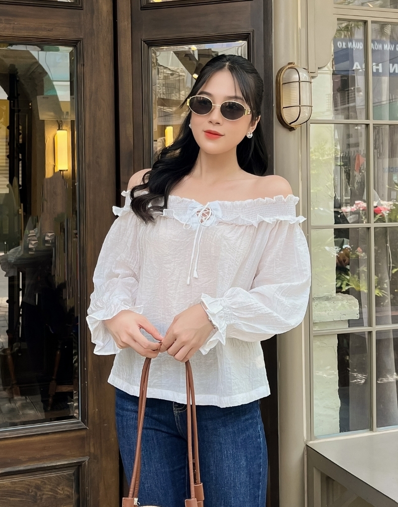 Áo Kiểu Trễ Vai Tơ Dập Ly Swanlake - A11466LW01