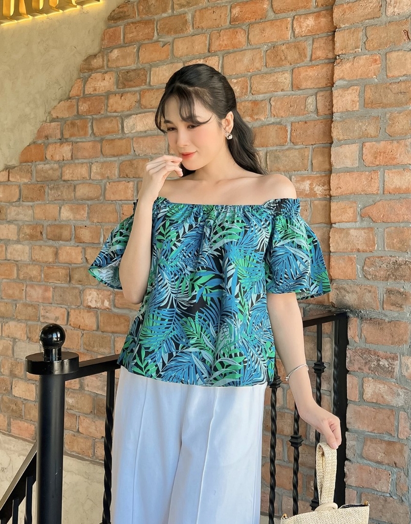 Áo Kiểu Cổ Bo Chun Tay Xòe Cotton Bông Swanlake - A11501LW01