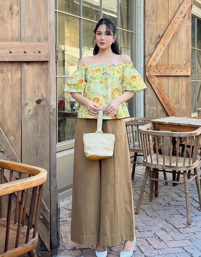 Áo Kiểu Cổ Bo Chun Tay Xòe Cotton Bông Swanlake - A11501LW01
