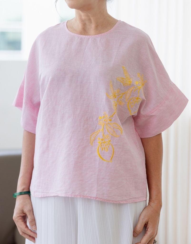 Áo Trung Niên Cánh Dơi Linen Thêu - A11492LW01