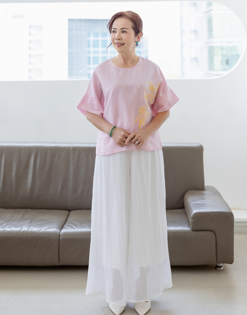 Áo Trung Niên Cánh Dơi Linen Thêu - A11492LW01