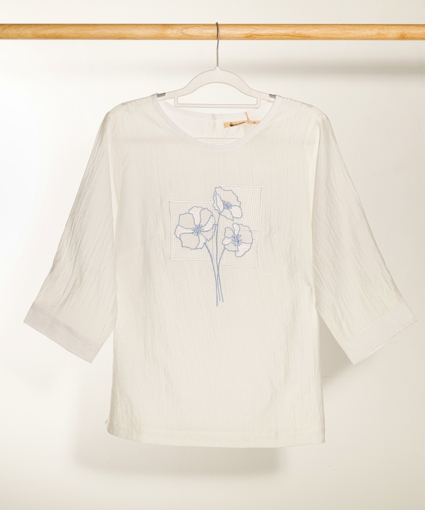 Áo Thêu Hoa Tơ Mỹ Swanlake - A11716LW01