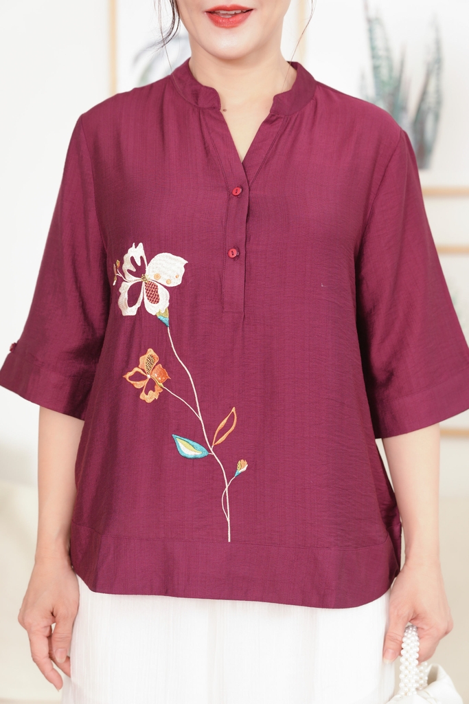 M-Collection - Áo Cổ Trụ Thêu Hoa Vạt Bầu Lụa Hàn - A11946LW01