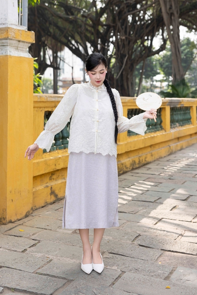 Áo Chất Liệu Vải Ren Tay Dài Swanlake - A12023MW01