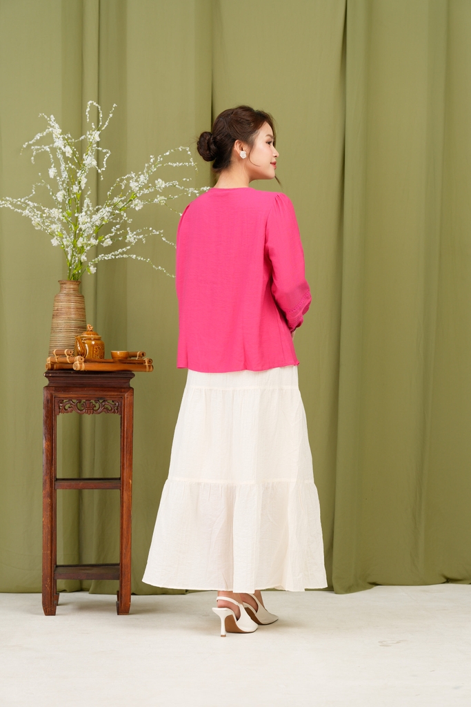 Áo Kiểu Cổ Tròn Nút Gỗ Tơ Linen Swanlake- A12046LW01