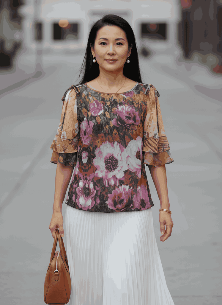 Áo Kiểu Nữ Trung Niên Tặng Mẹ Chất Vải Chiffon In Hoa Cổ Tròn Tay Lỡ Xếp Tầng A07314