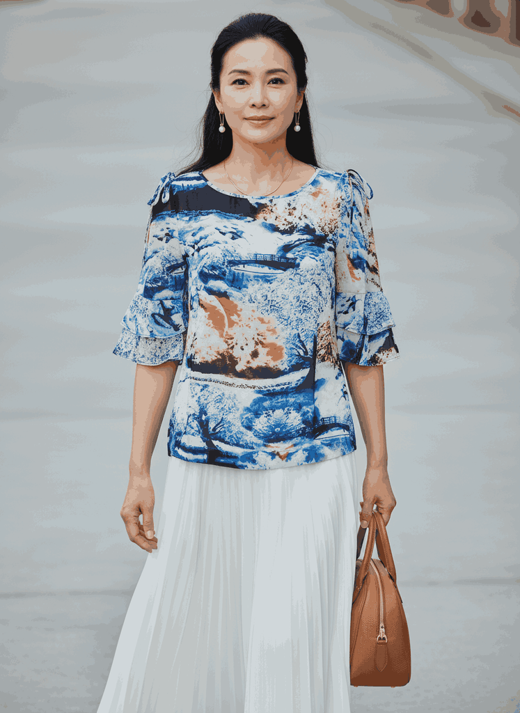 Áo Kiểu Nữ Trung Niên Tặng Mẹ Chất Vải Chiffon In Hoa Cổ Tròn Tay Lỡ Xếp Tầng A07314