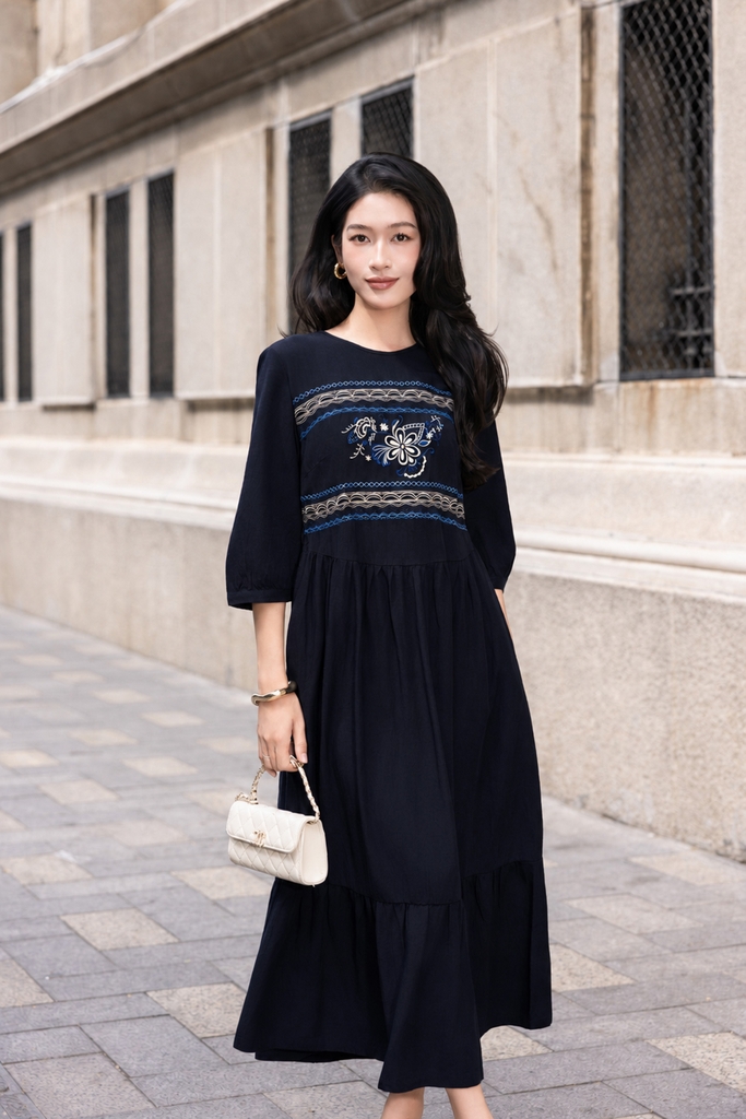 SWANLAKE | Váy Đầm Nữ Maxi Đuôi Cá Xòe Vải Linen Hàn Thêu Hoa Cổ Tròn Tay Lỡ Dây Thắt Eo D13700LW01