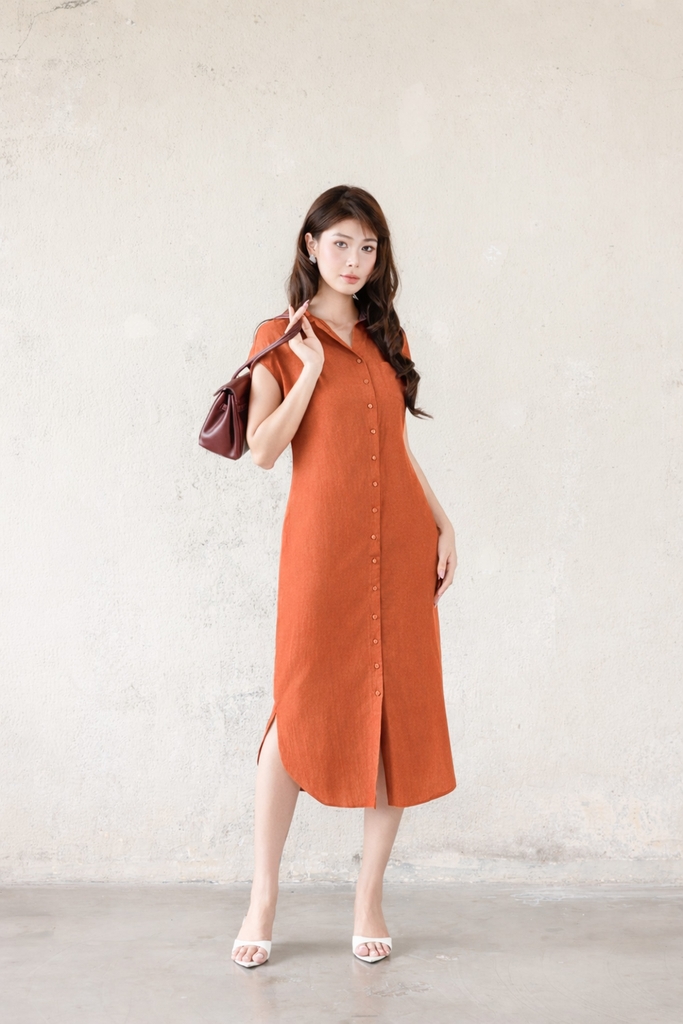 SWANLAKE | Váy Đầm Nữ Midi Suông Vải Linen Hàn Cổ Sơ Mi Cài Nút Tay Hến Vạt Bầu Công Sở D13825LW01