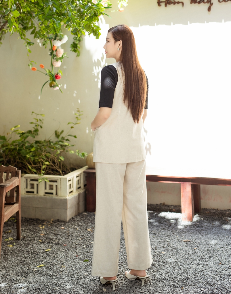 Bộ Vest Sát Nách Vải Linen Swanlake - B11148LW01
