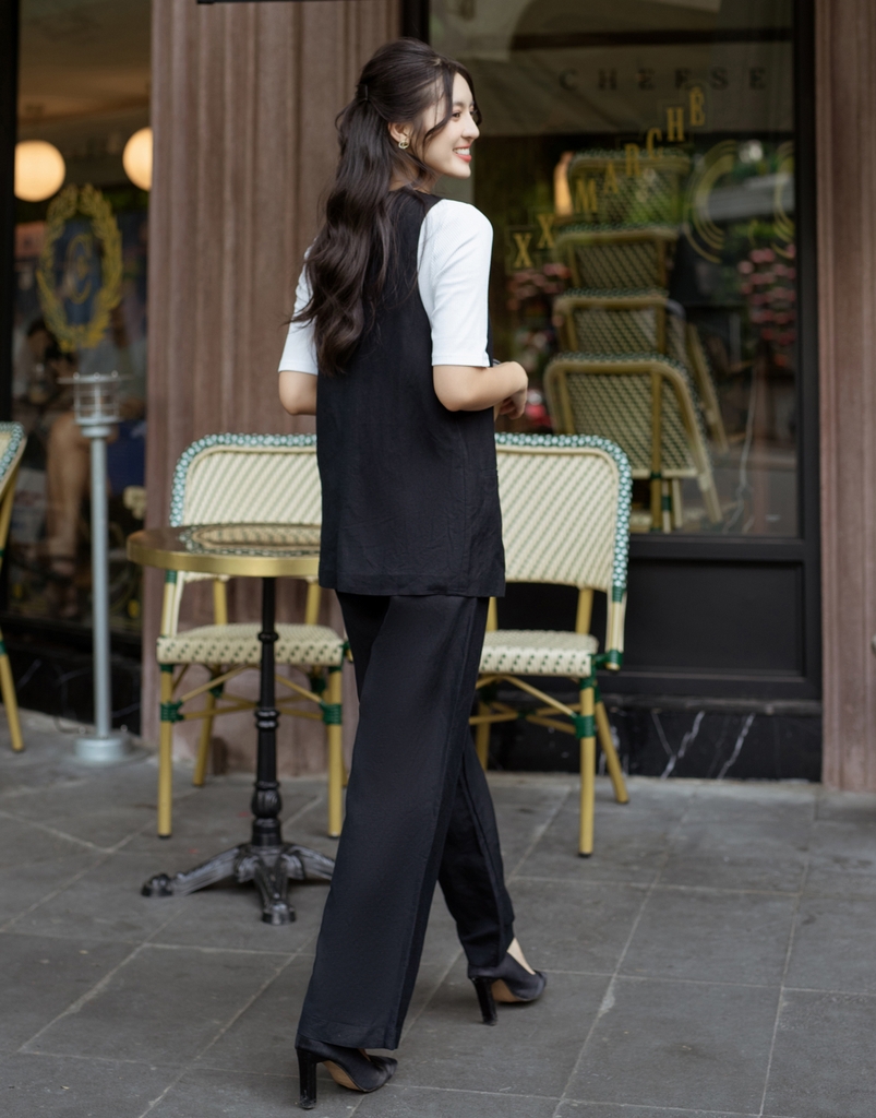 Bộ Vest Sát Nách Vải Linen Swanlake - B11148LW01