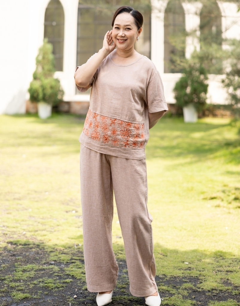 Bộ Linen Thêu Hoa Swanlake - B11340LW01
