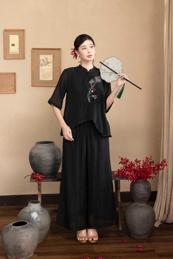 Set Đồ Bộ Dài Cổ Tàu Hình Thêu Tết Vải Xốp Hàn - B12119LW01