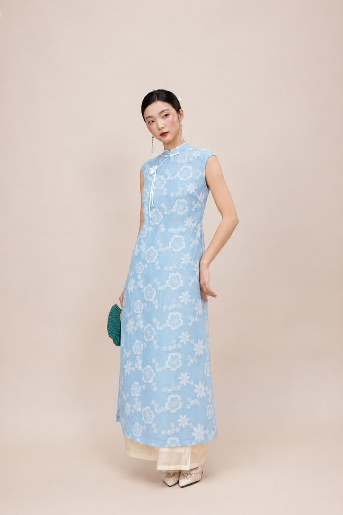 Áo Dài Cách Tân Chất Tơ Thêu Hoa L14127LW01