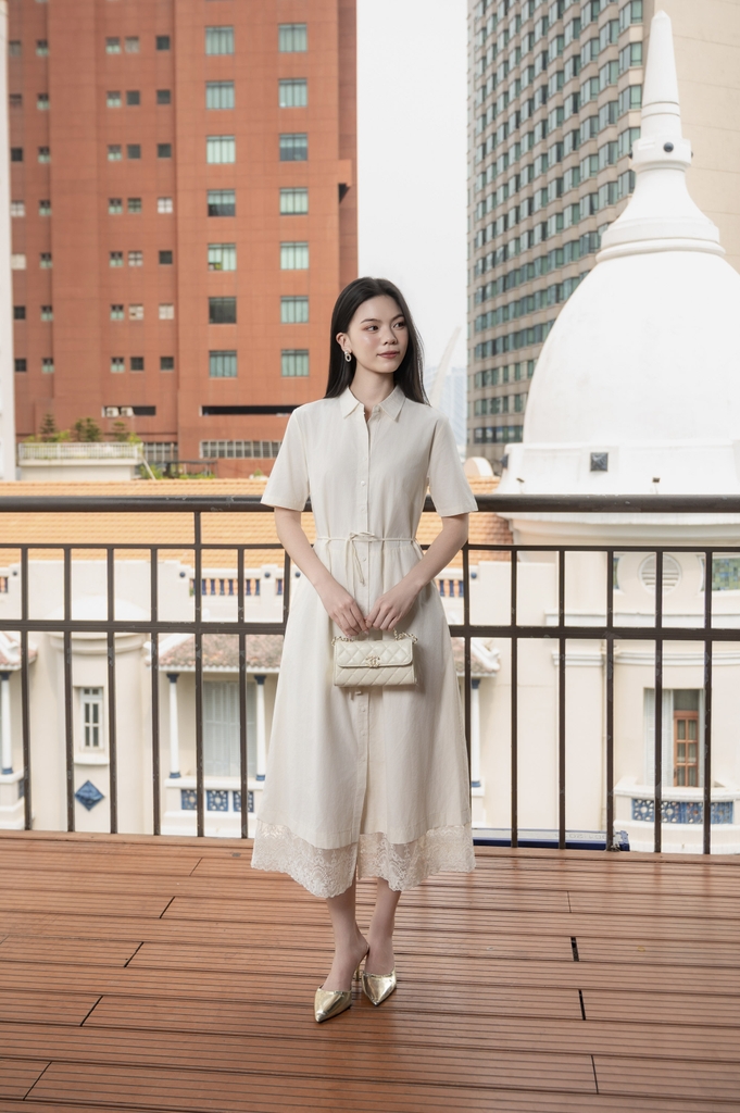 SWANLAKE | Váy Đầm Sơ Mi Nữ Cotton Phối Ren Hoa Dây Thắt Eo Tay Ngắn Công Sở Thanh Lịch D13441LW01