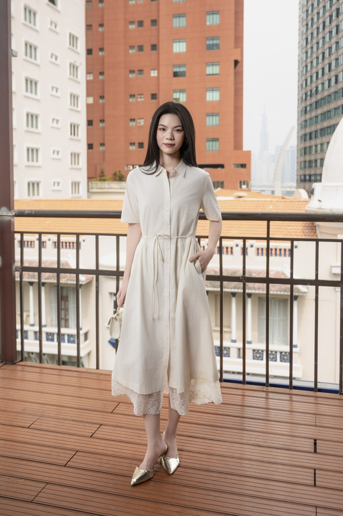 SWANLAKE | Váy Đầm Sơ Mi Nữ Cotton Phối Ren Hoa Dây Thắt Eo Tay Ngắn Công Sở Thanh Lịch D13441LW01