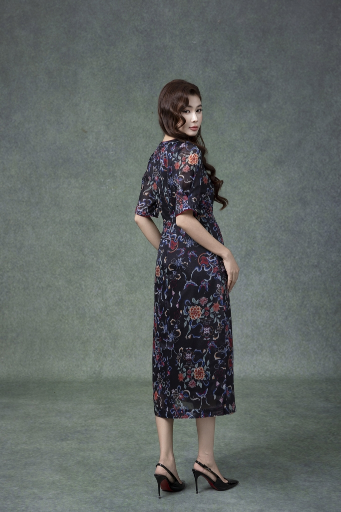 SWANLAKE | Váy Đầm Nữ Maxi Suông Vải Tơ In Hoa Cổ Tròn Tay Bí Phồng Chiết Eo Đi Tiệc Công Sở D13245LW01