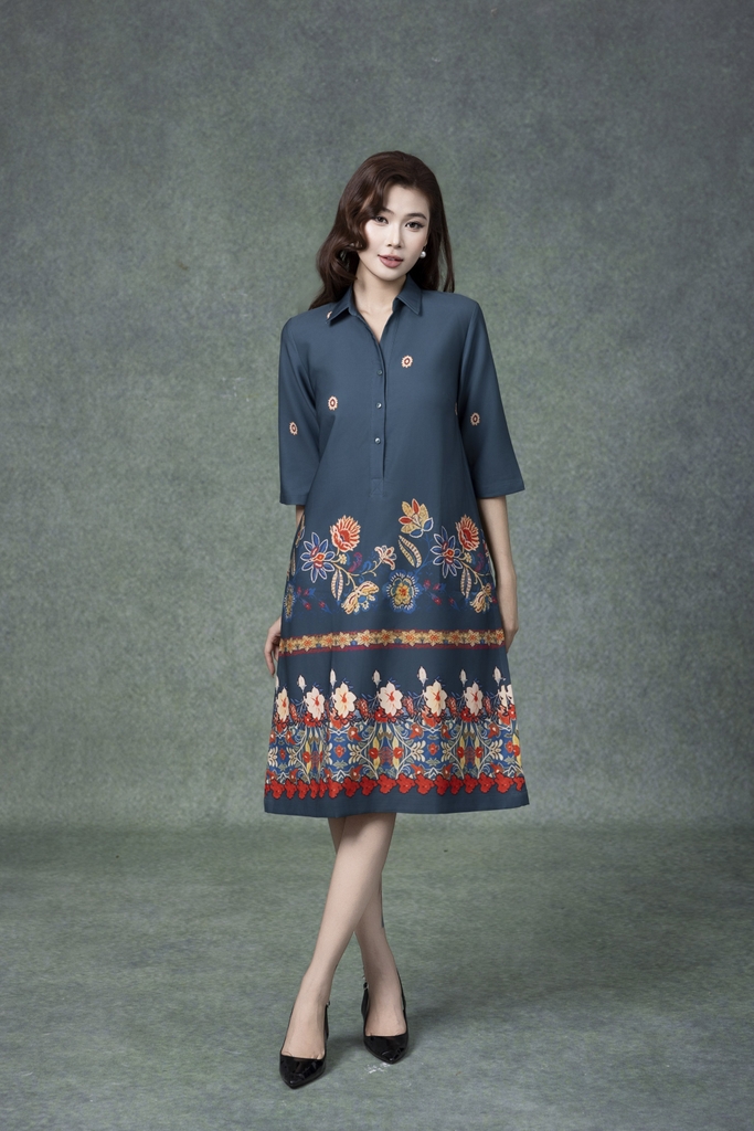 SWANLAKE | Váy Đầm Nữ Midi Tay Lỡ Cổ Sơ Mi Vải Lụa Dày In Hoa Có Túi Công Sở Dạo Phố D13263LW01