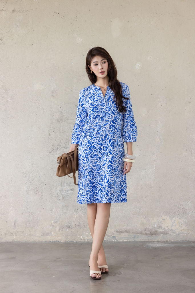 SWANLAKE | Váy Đầm Nữ Suông Tay Lỡ Cổ Trụ Cài Nút Vải Linen Cao Cấp Có Túi Du Lịch Biển Hè D12364LW07