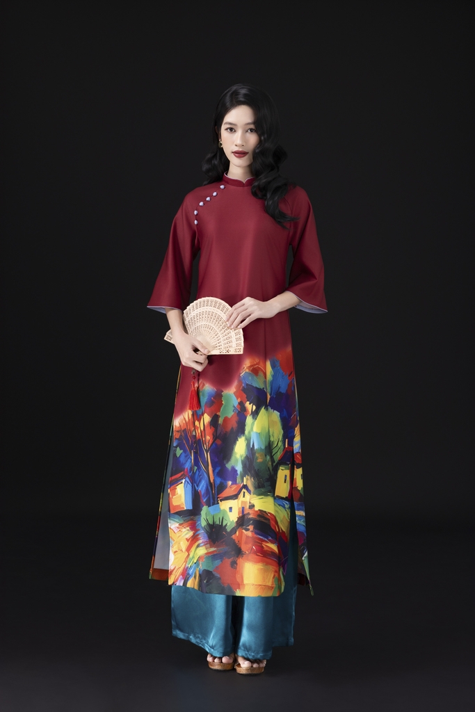 SWANLAKE | Áo Dài Nữ Cách Tân Họa Việt Phom Suông Cổ Trụ Đính Nút Vải Lụa Dày In 3D Tết L13058LW01