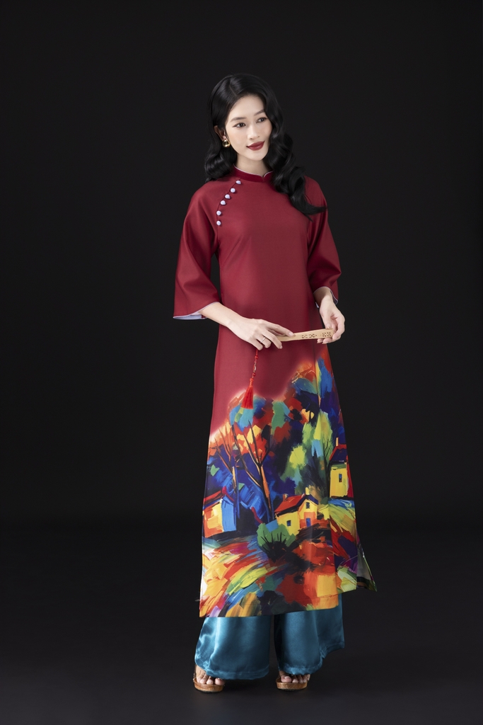 SWANLAKE | Áo Dài Nữ Cách Tân Họa Việt Phom Suông Cổ Trụ Đính Nút Vải Lụa Dày In 3D Tết L13058LW01