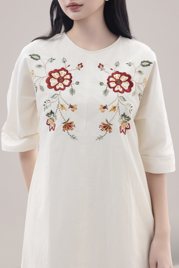Váy Đầm Nữ Suông Chất Vải Cotton Thêu Hoa Cổ Cổ Tròn Tay Lỡ Công Sở Thanh Lịch D13070LW01