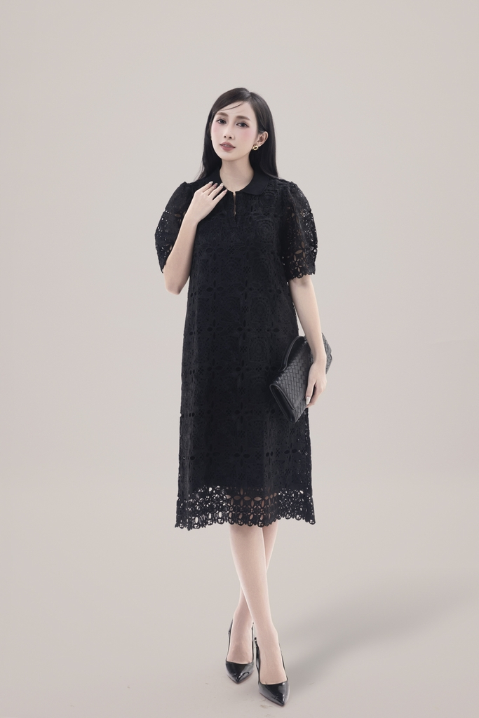 Đầm Ren Có Lót Cổ Sơ Mi Thun Swanlake - D11829LW01