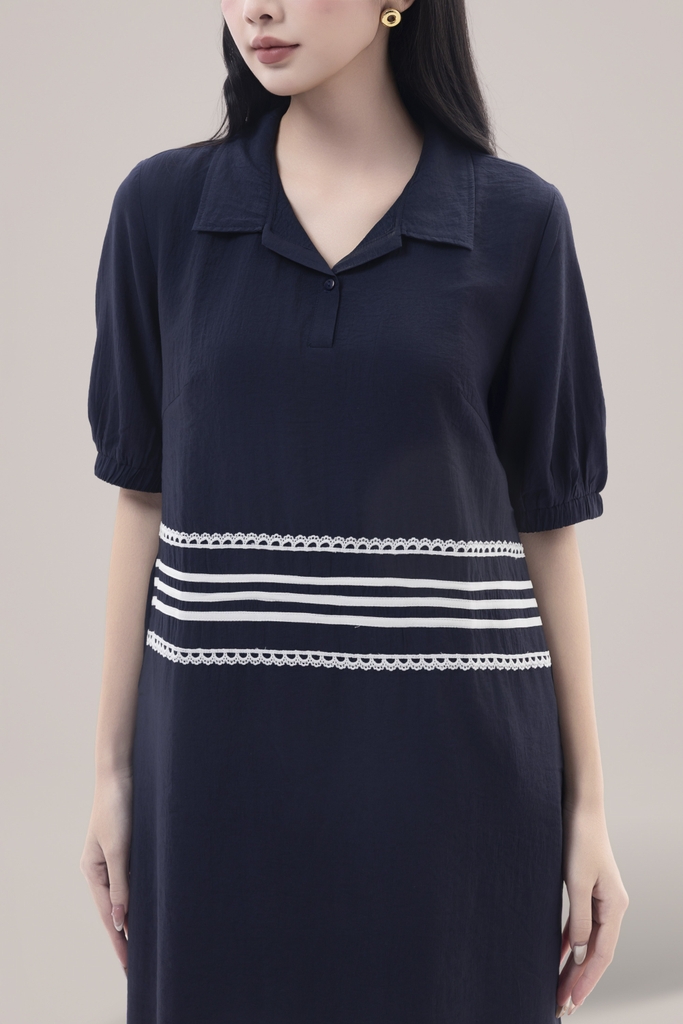 Váy Đầm Nữ Tay Ngắn Cổ Sơ Mi Vải Tơ Phối Ren Sọc Ngang Có Túi Công Dở Dạo Phố D13017LW01