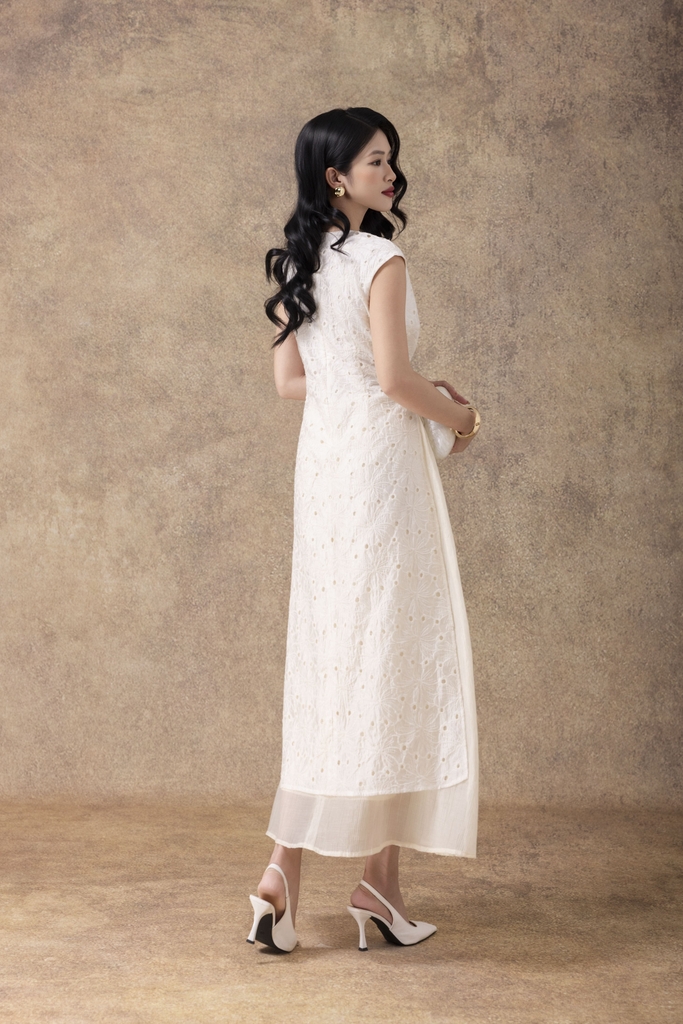 SWANLAKE | Váy Đầm Maxi Đuôi Cá Nữ Cotton Thêu Đục Lỗ Phối Tơ Dập Ly Nhấn Eo Sát Nách Tiệc D13146LW01