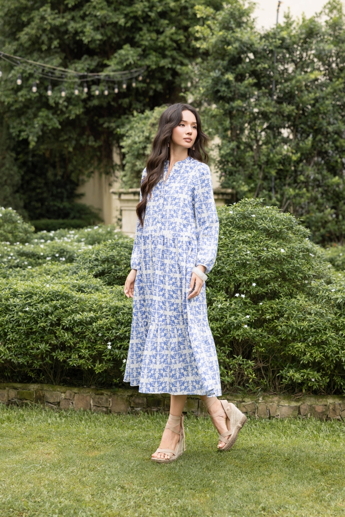 SWANLAKE | Váy Đầm Nữ Suông Maxi Đuôi Cá Xòe Vải Linen Bông Cổ Trụ Xẻ Tay Dài Du Lịch Biển D12394LW13