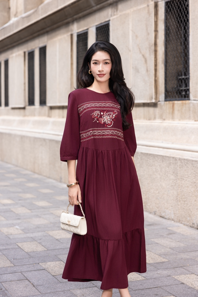 SWANLAKE | Váy Đầm Nữ Maxi Đuôi Cá Xòe Vải Linen Hàn Thêu Hoa Cổ Tròn Tay Lỡ Dây Thắt Eo D13700LW01