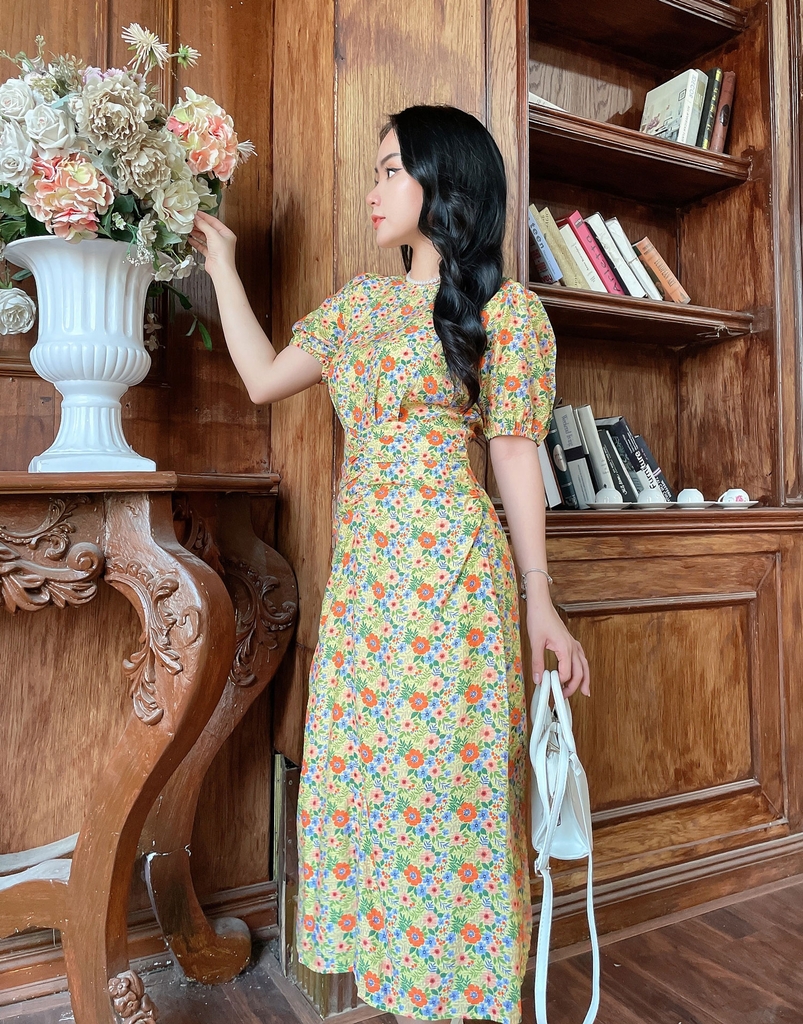 Đầm Nhún Kiểu Vải Xô Bông Swanlake - D10336LW01