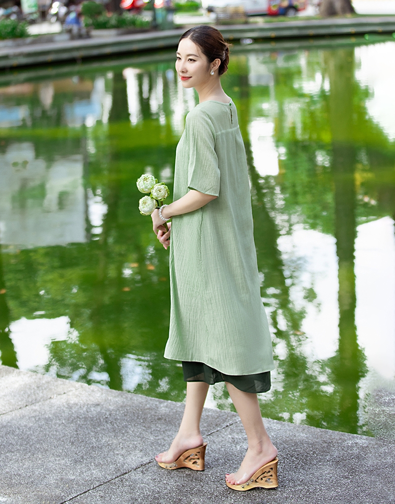 Đầm A Vải Lụa Xốp Phối Chiffon Swanlake - D11195LW01