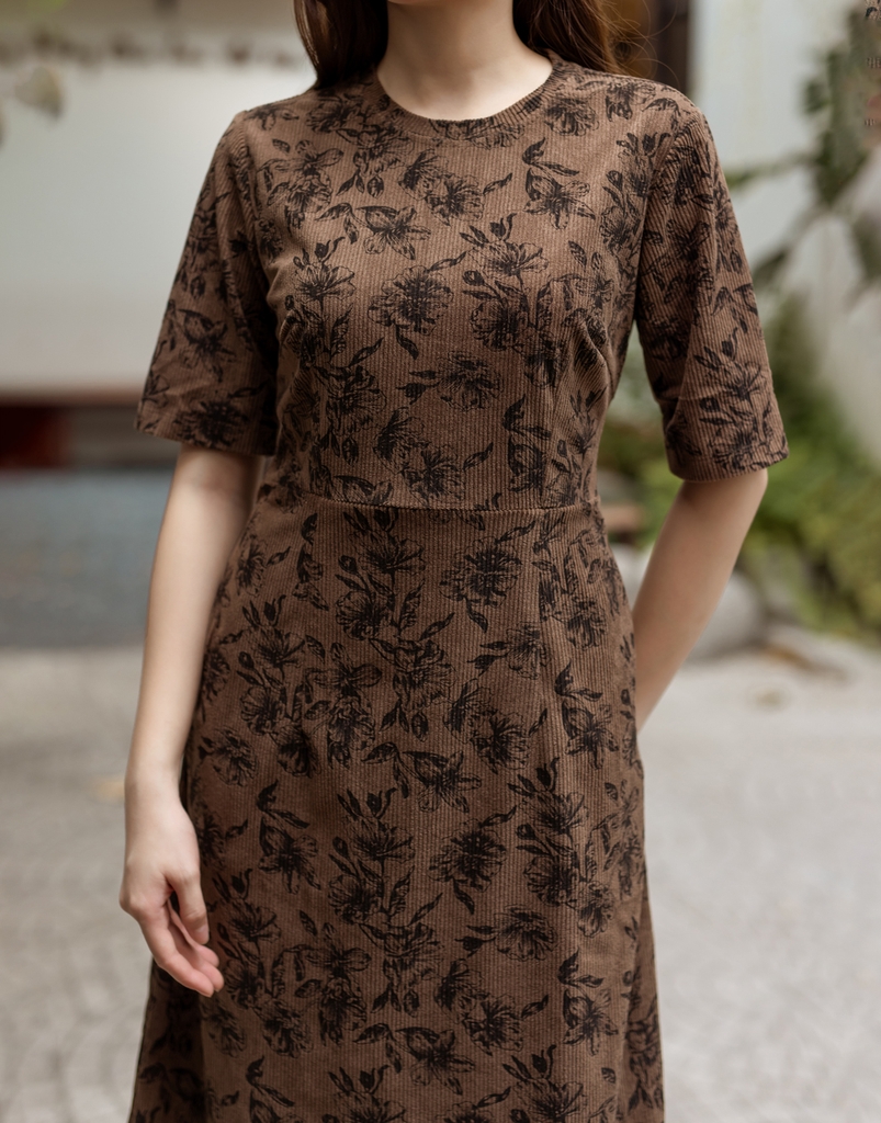 Đầm Phom A Vải Cotton Nhung Bông Swanlake - D11257LW01