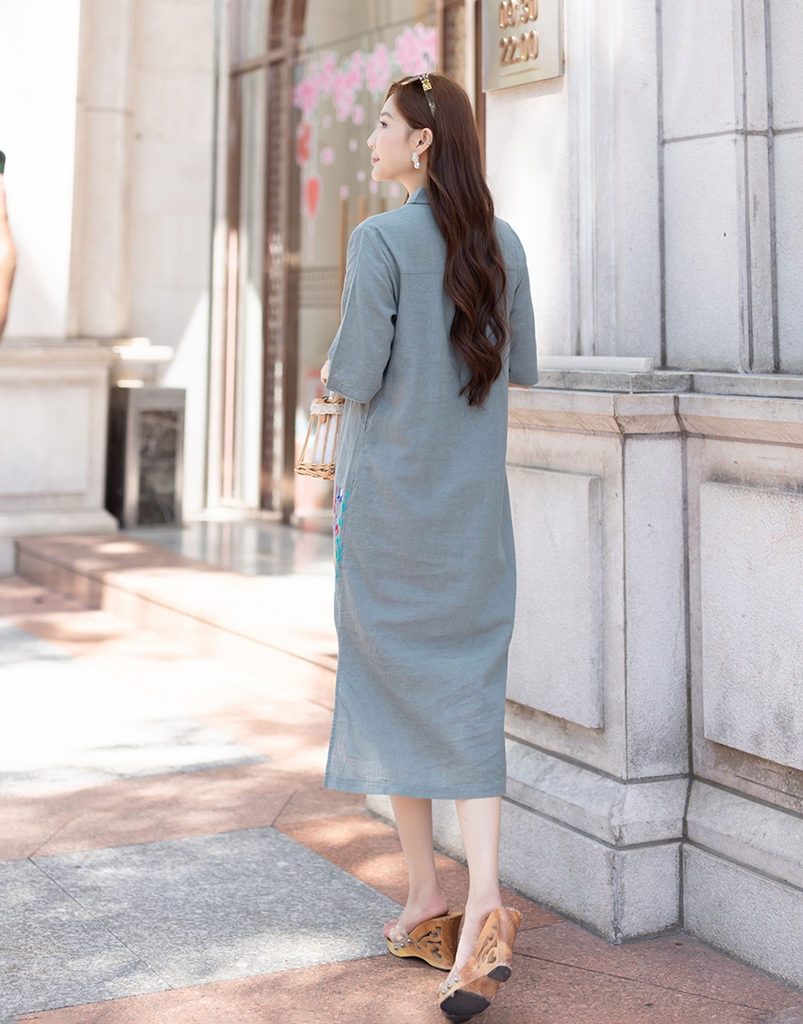 Đầm Sơ Mi Thêu Swanlake - D11297LW04