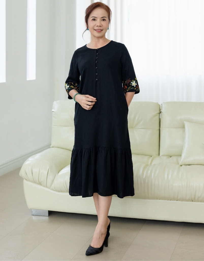 Đầm Trung Niên Linen Tặng Mẹ Phom Suông A Đuôi Cá - D11490LW01