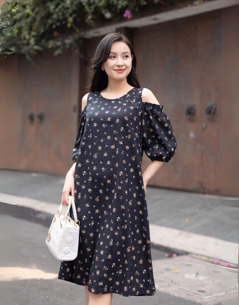 Đầm Khoét Vai Vải Linen Swanlake - D11500LW01