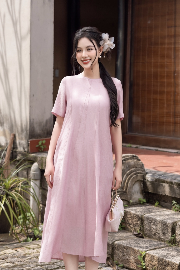 Đầm Chất Liệu Tơ Mỹ May Tám Mảnh Swanlake - D11530LW01