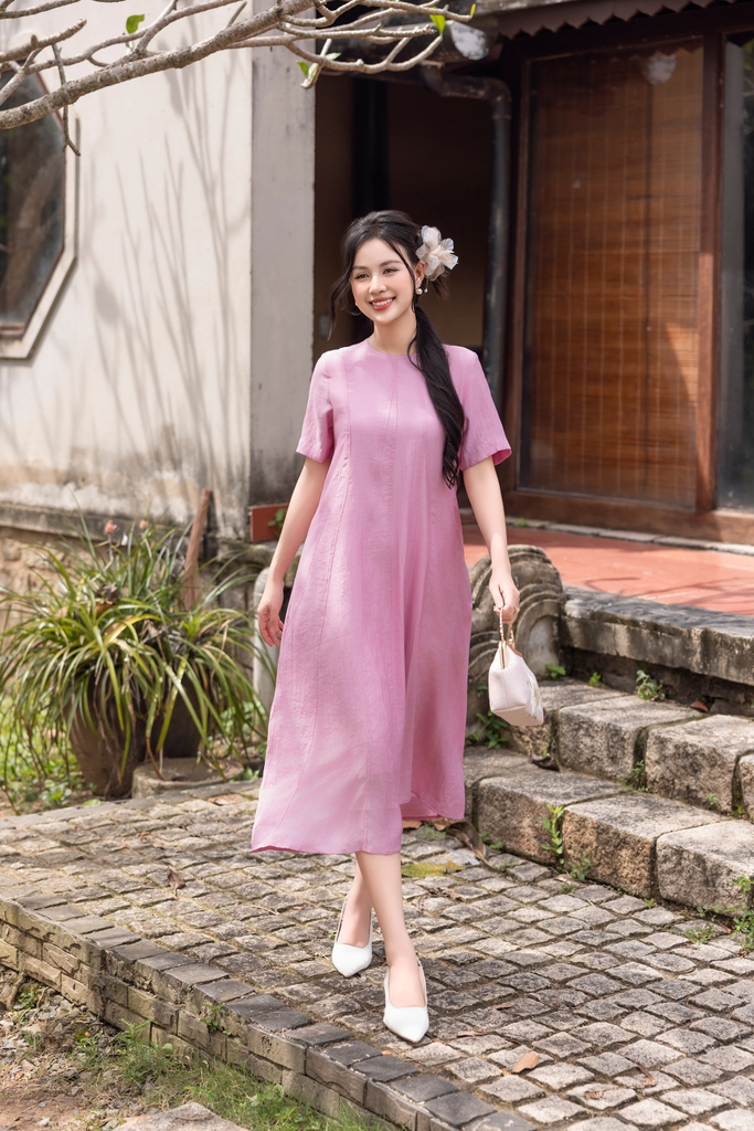 Đầm Chất Liệu Tơ Mỹ May Tám Mảnh Swanlake - D11530LW01