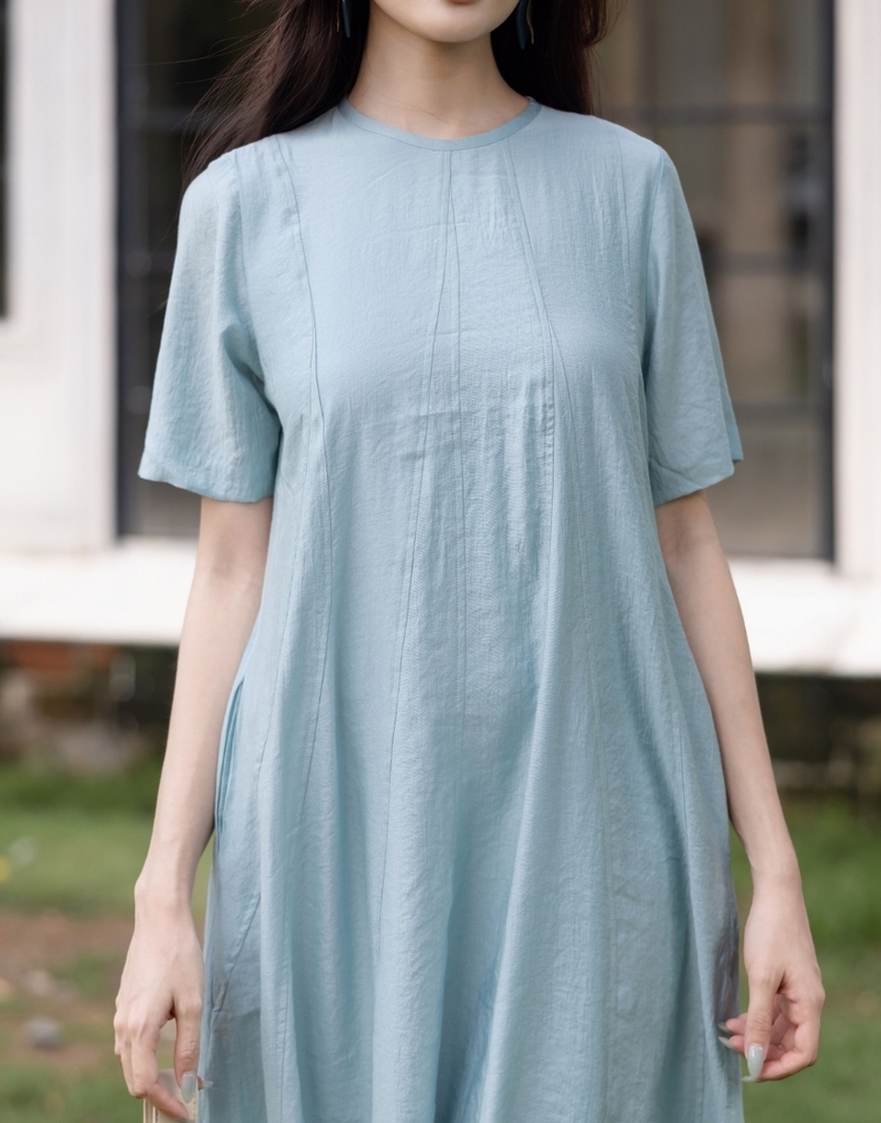 Đầm Chất Liệu Tơ Mỹ May Tám Mảnh Swanlake - D11530LW01