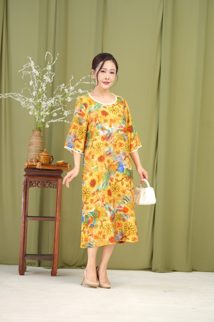 M-Collection - Đầm Hoa Cổ Tròn Đính Ngọc Trai Chất Đũi Hàn - D11573LW02