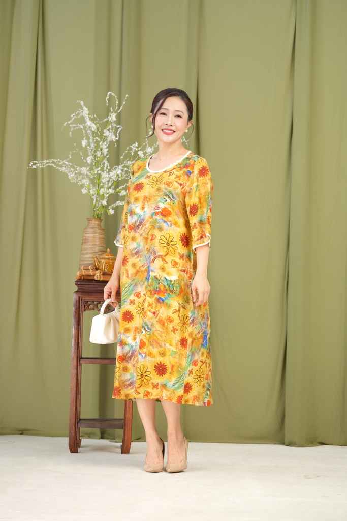 M-Collection - Đầm Hoa Cổ Tròn Đính Ngọc Trai Chất Đũi Hàn - D11573LW02