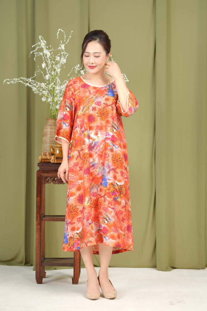 M-Collection - Đầm Hoa Cổ Tròn Đính Ngọc Trai Chất Đũi Hàn - D11573LW02
