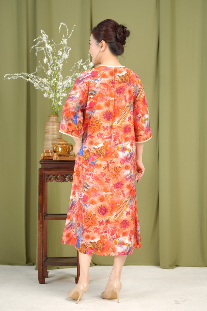 M-Collection - Đầm Hoa Cổ Tròn Đính Ngọc Trai Chất Đũi Hàn - D11573LW02