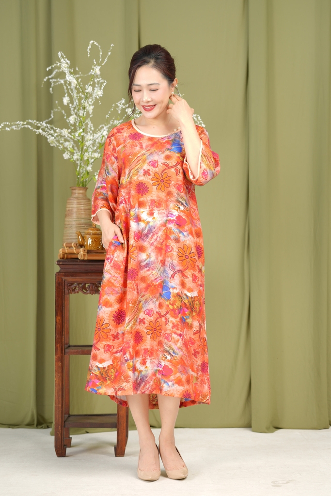 M-Collection - Đầm Hoa Cổ Tròn Đính Ngọc Trai Chất Đũi Hàn - D11573LW02