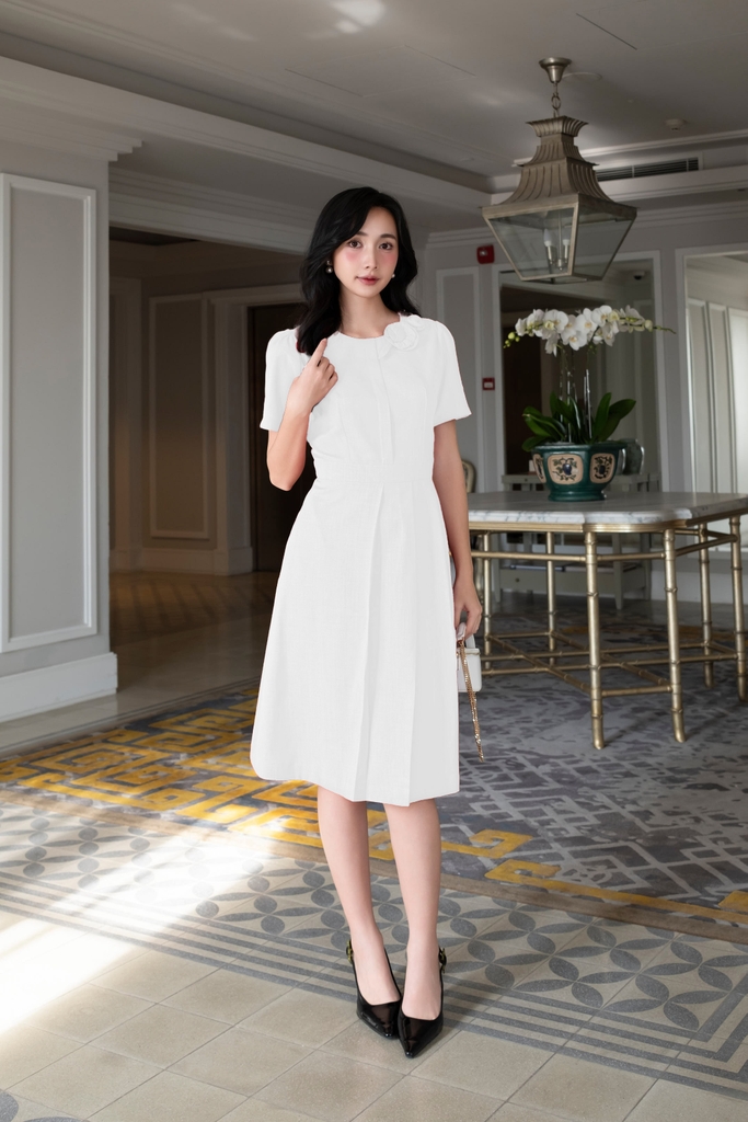 Đầm Sếp Ly Đính Hoa Chất Liệu Bố Gân Hàn Swanlake - D12083LW01