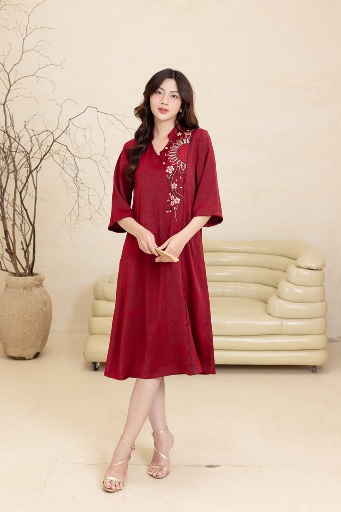 M-Collection - Đầm Lụa Gấm Wash Thêu Nổi - D12144LW01