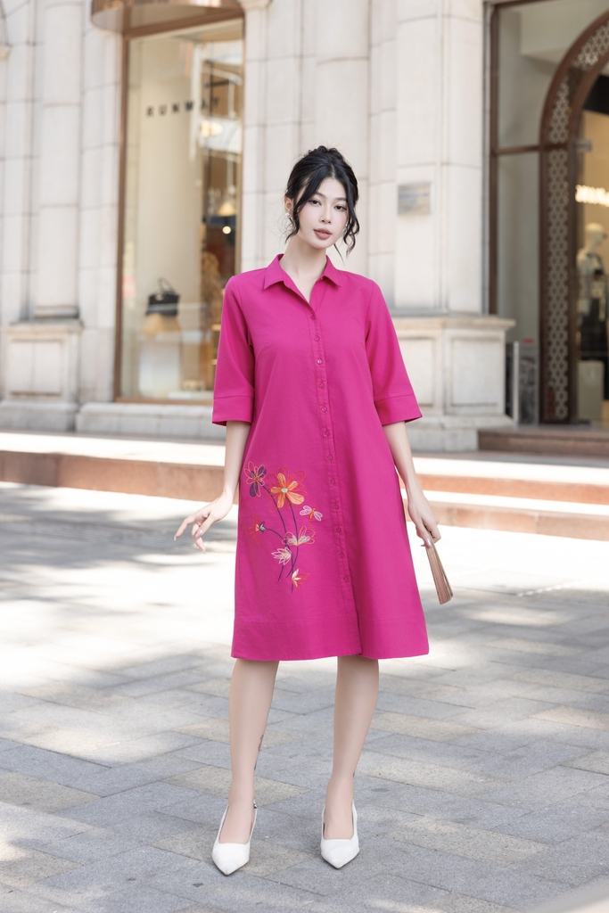 Đầm Sơ Mi Phom Suông Tay Ngắn Chất Liệu Linen Thêu Hoạ Tiết Hoa Lá Swanlake - D12274LW01